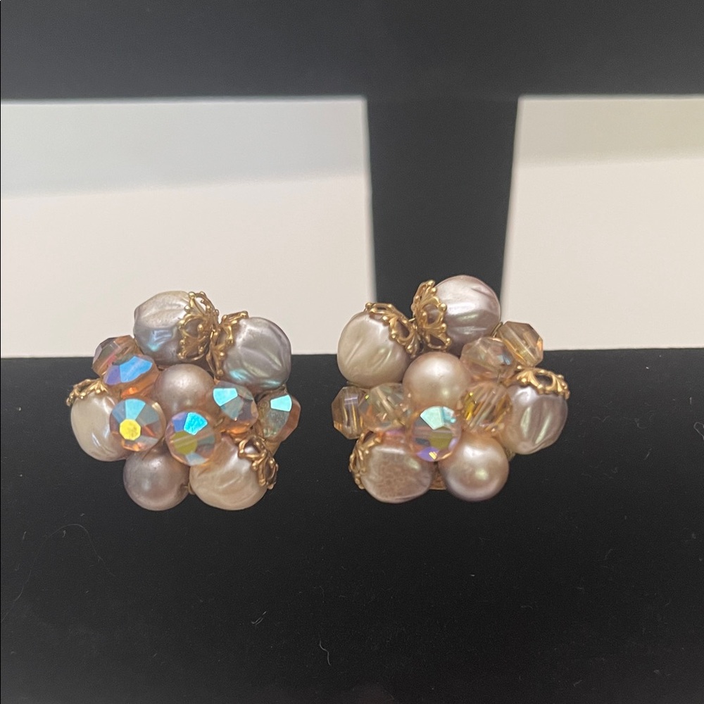 Elegant Vintage Pearl and Crystal Cluster Earrings with gold detail